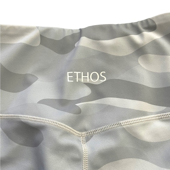 ETHOS Camo Athletic Shorts Deep Pockets Grey Size Small - Picture 6 of 7